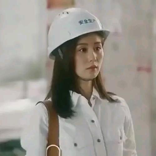 90后女包工头