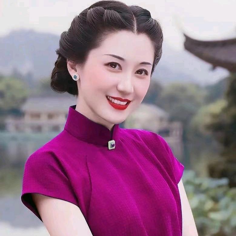 四姐晚上10点30分