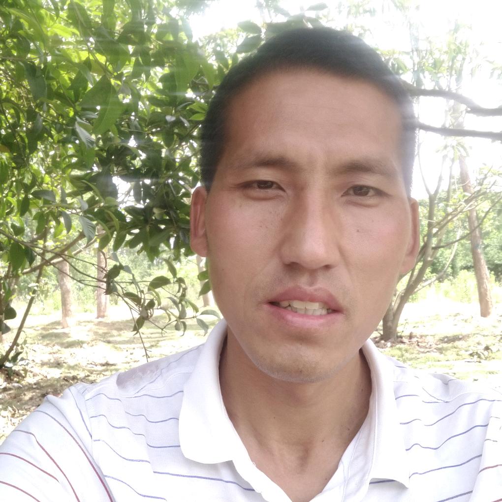 正在努力的人