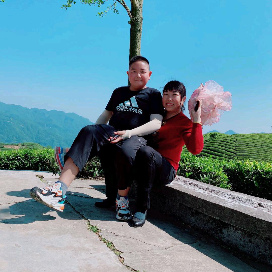 秋姐——红白喜事一条龙服务