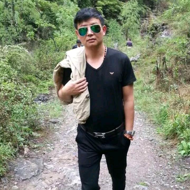 迷彩伽身🇨🇳