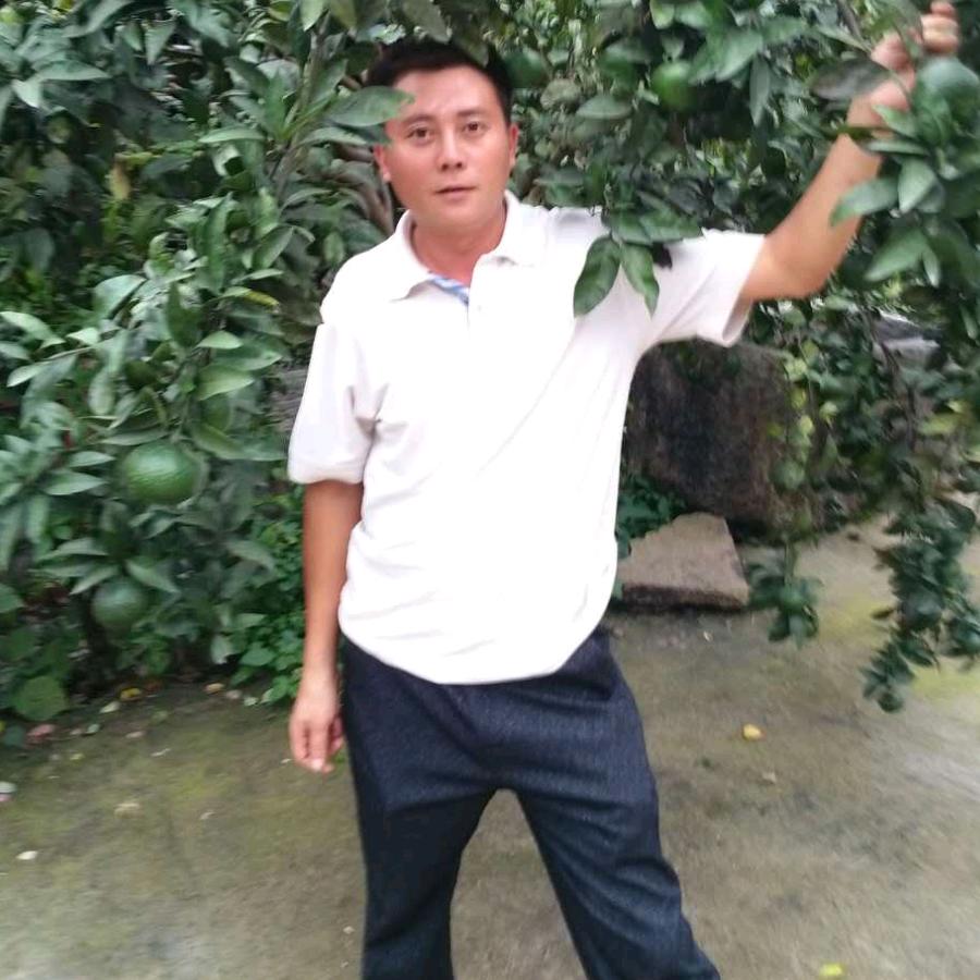 被丢在半路的大叔