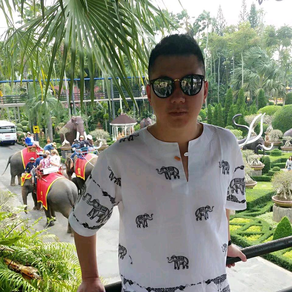 抚顺顶点美发阿勇