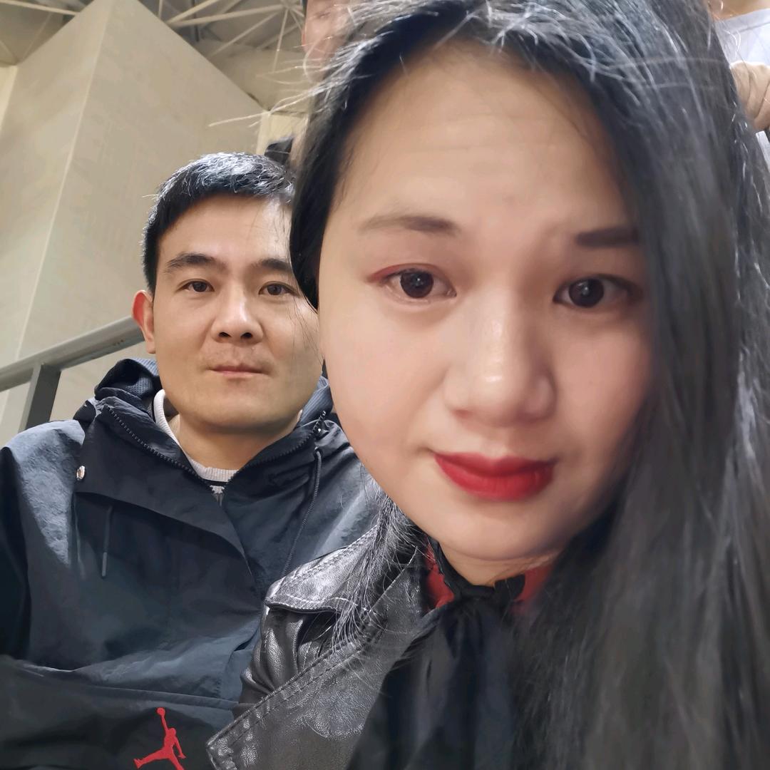 怡*维