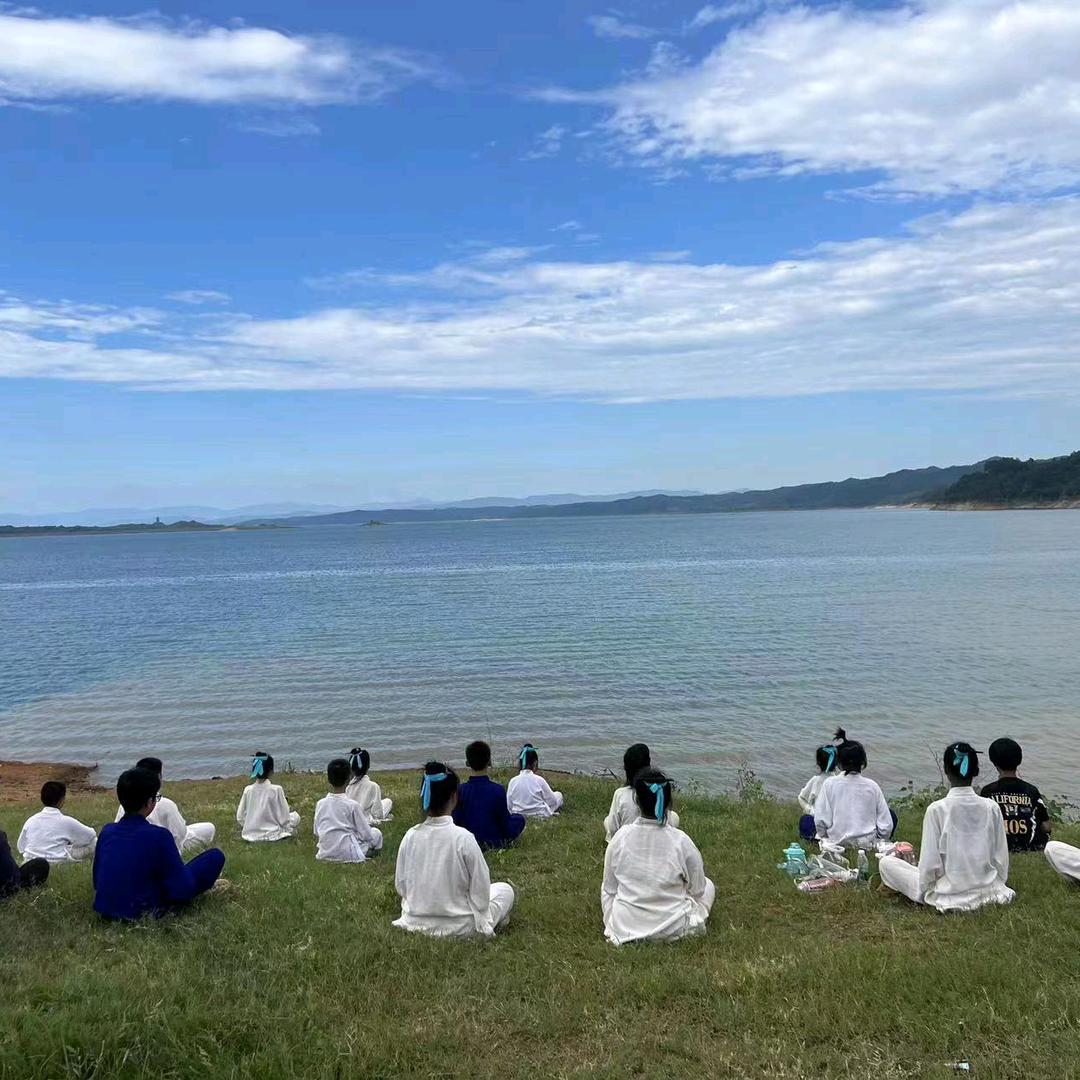 柳州蜂窝板铝扣板吊顶材料厂