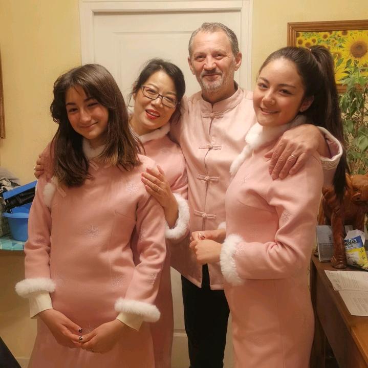 法国四姐11月6号上海博览会牛排橄榄油