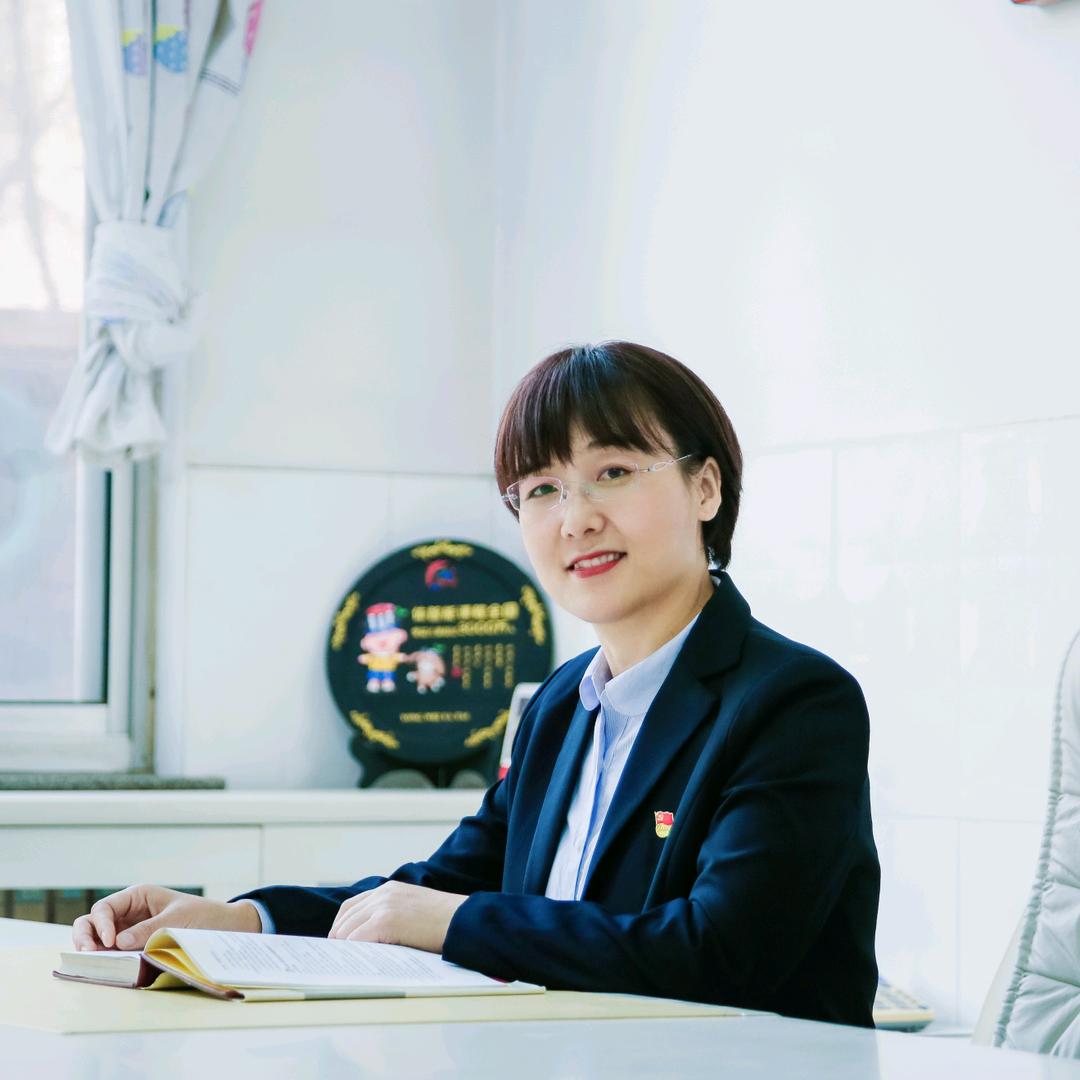 滨州渤海金色摇篮幼儿园游老师