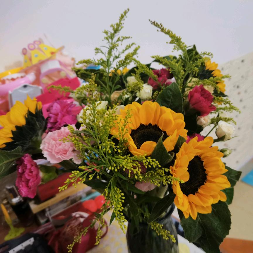 爱喝水的小鲤鱼🐟