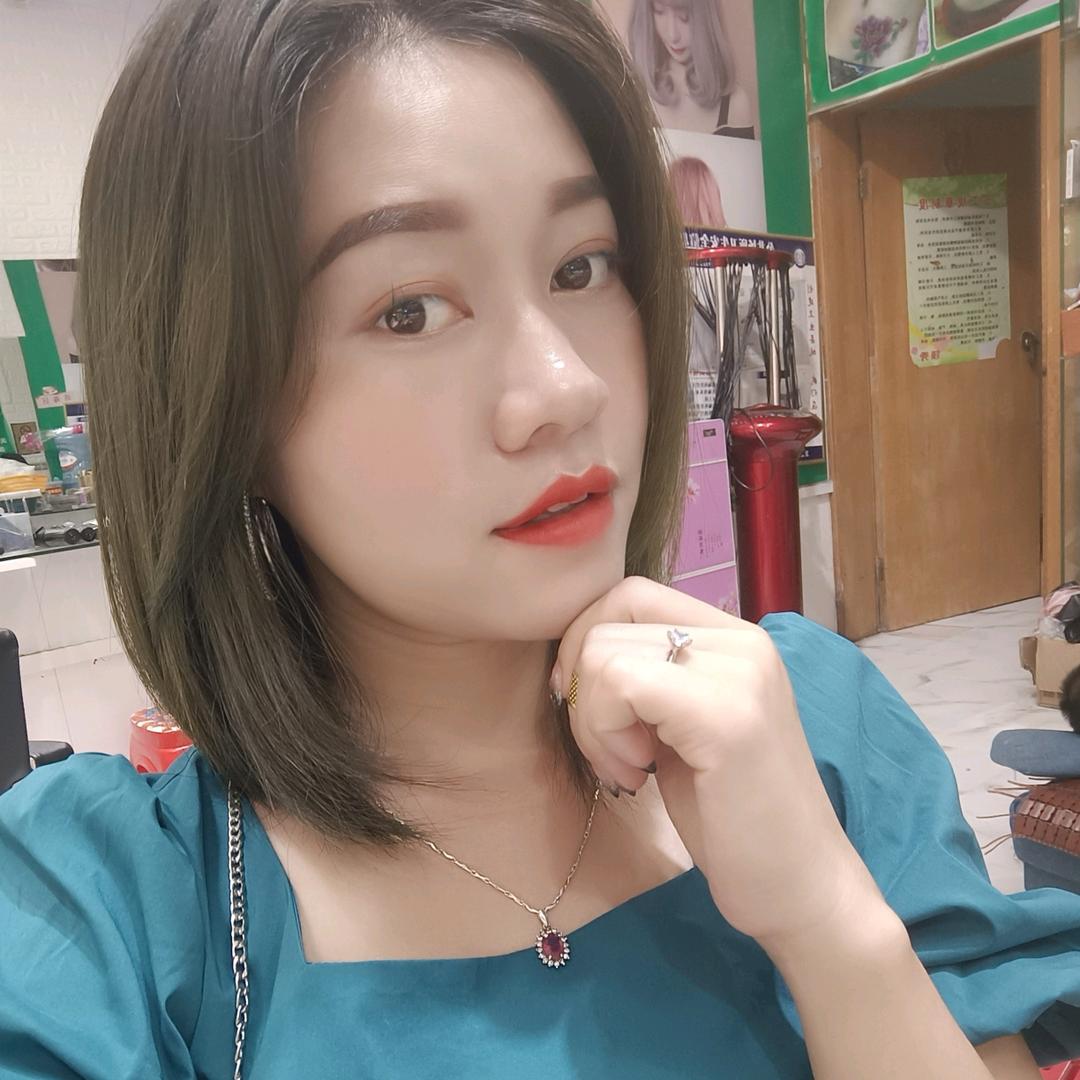 领秀美容美发（云云）