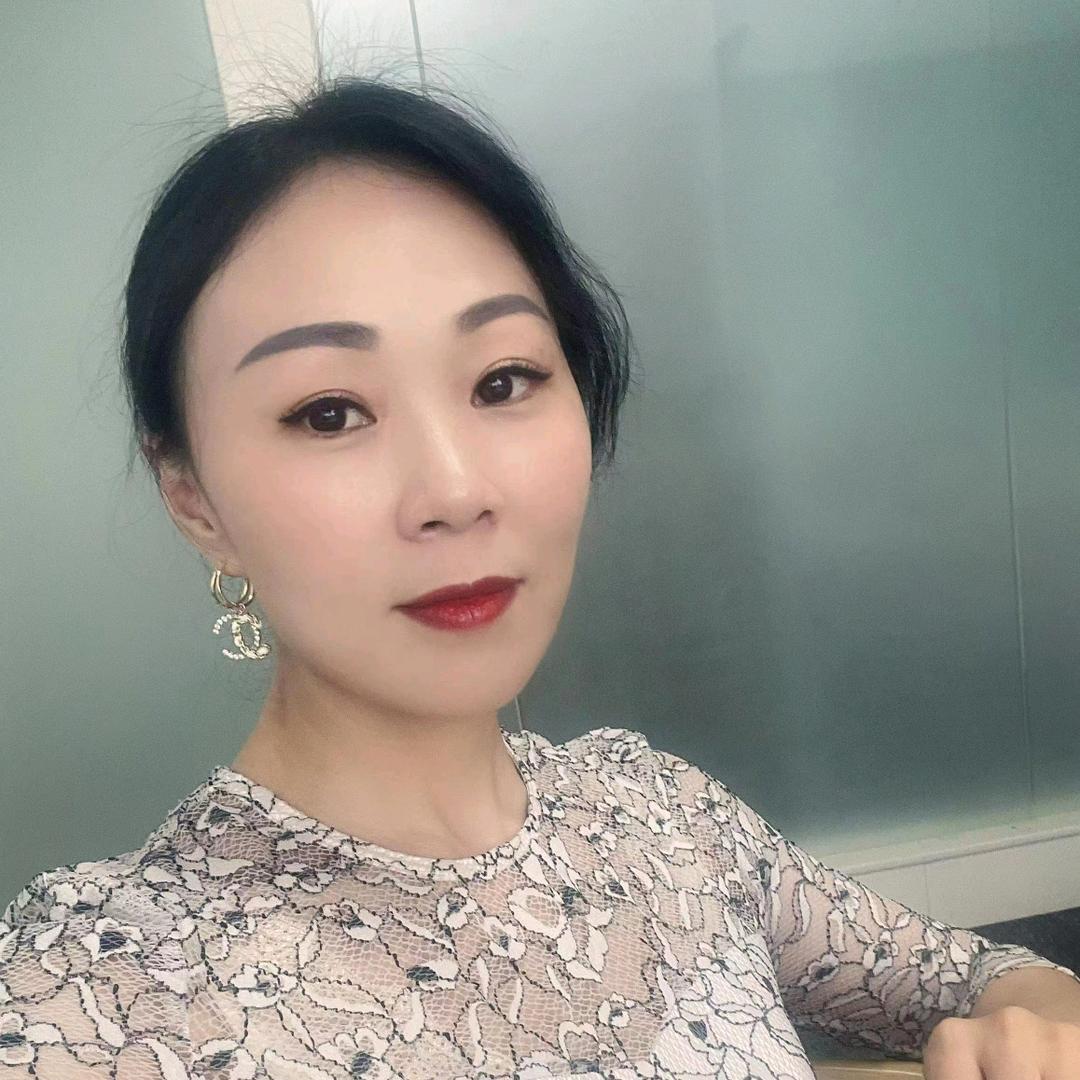 小霞姐二手车