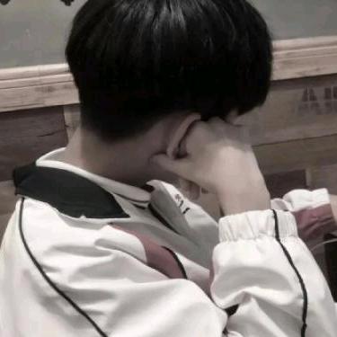 小柒