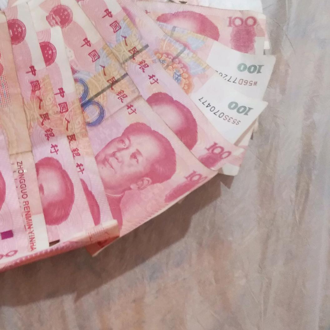 边中李五出租豪华灵棚车内有空调