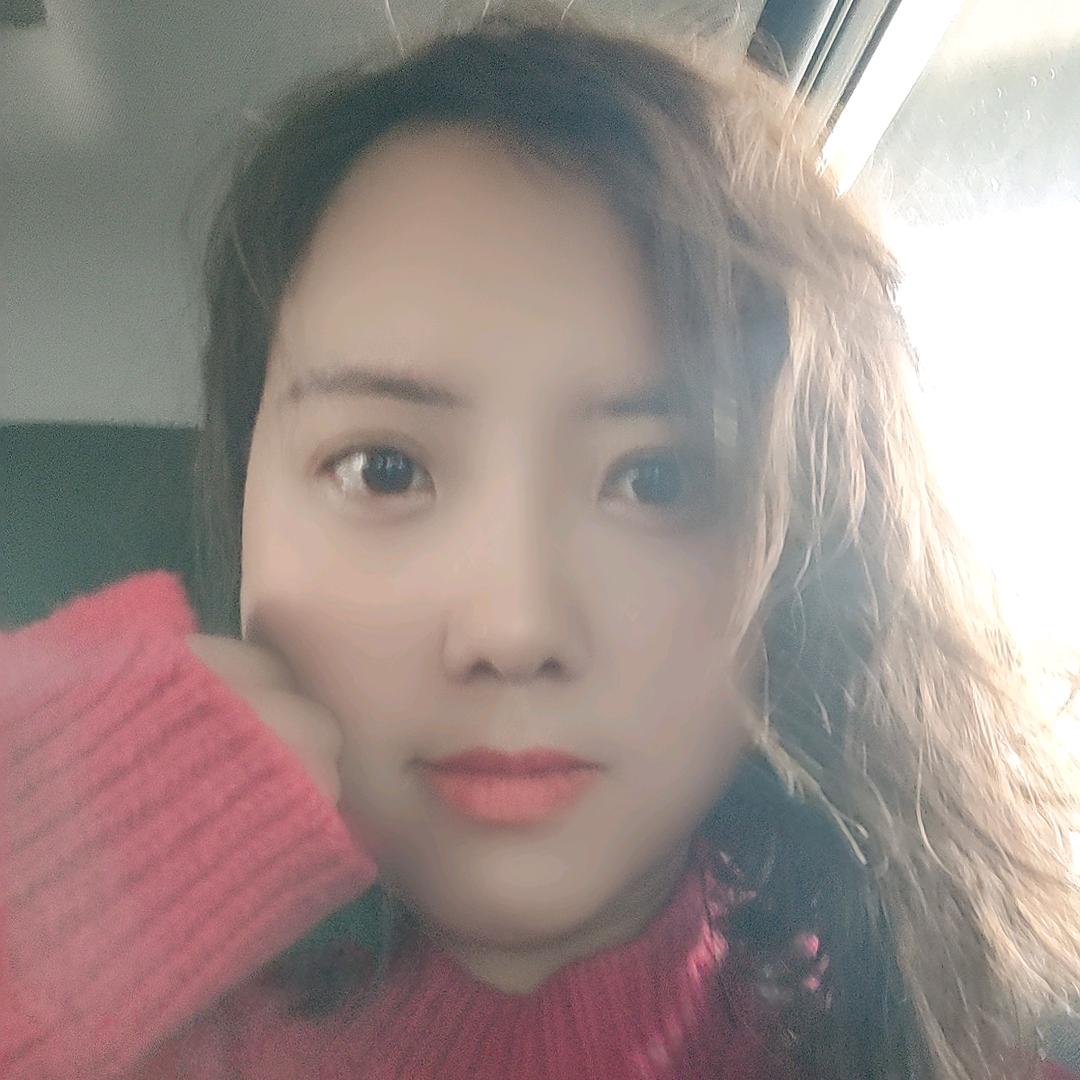 麦个房房产琳琳