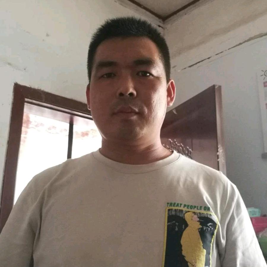 大新顺发家俱城～席德强