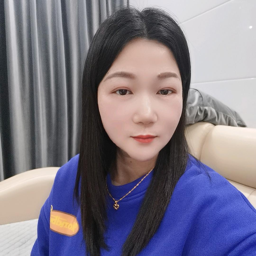 王彩英