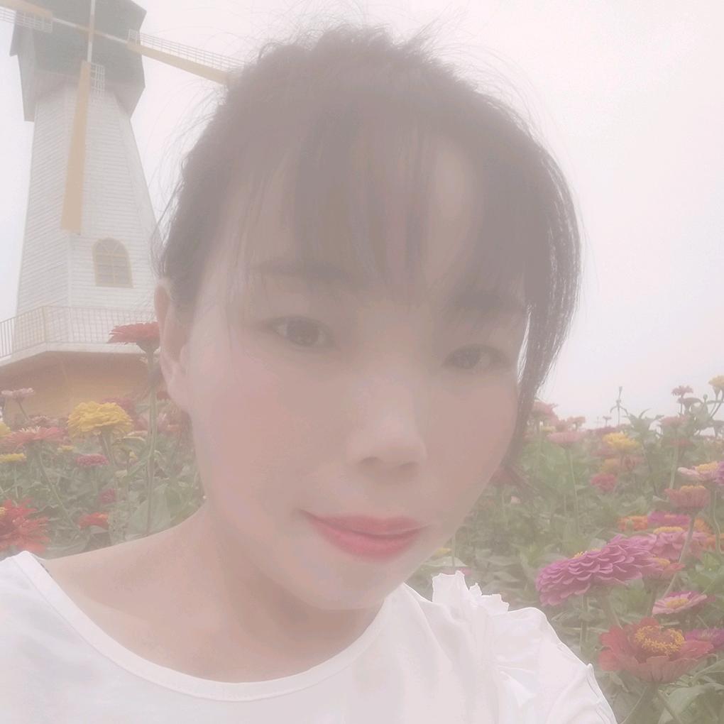 英🎄◟(˶> ᎑ <˶)◞🎄