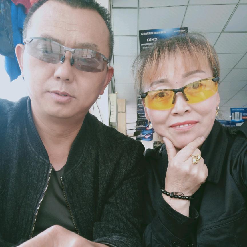 跳蹬场铁路旁长虹美菱专卖店张忠敏