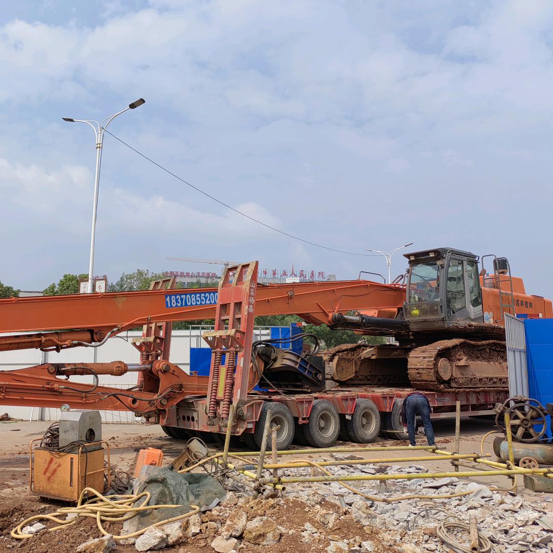 ℳ₯㎕凡     华 ꦿএ