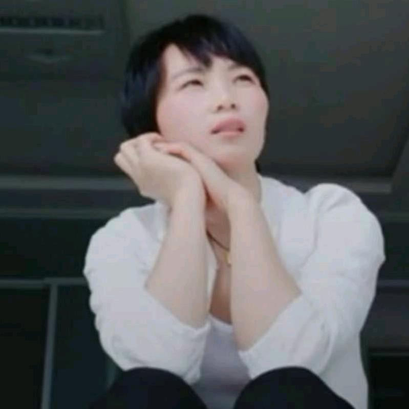 黄彩霞