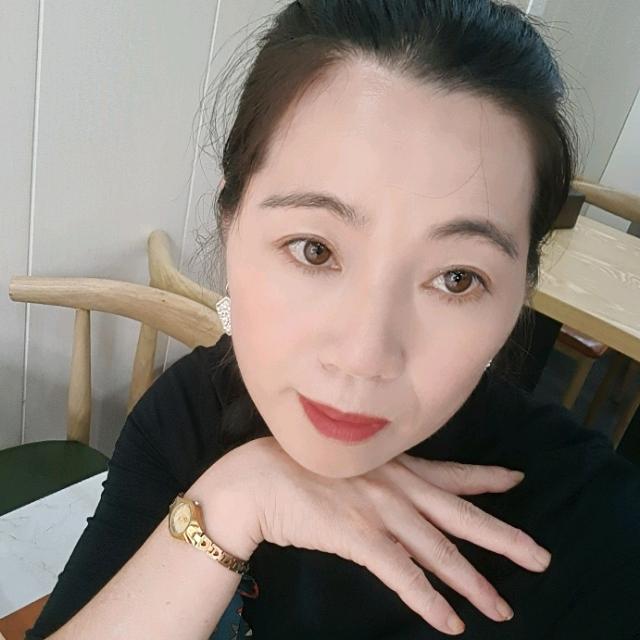 奶茶妹😝😝😝