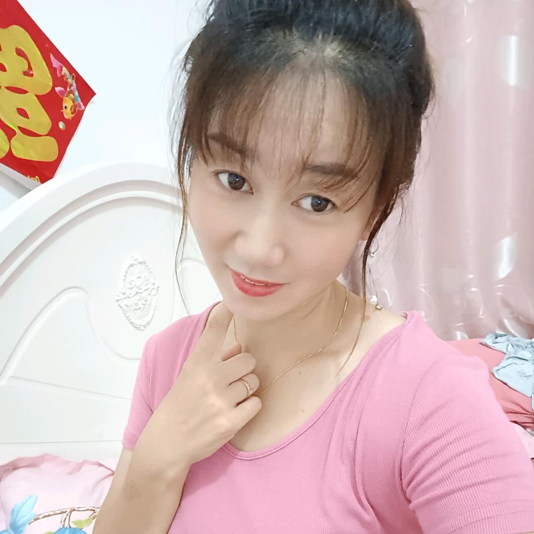 单身的傻丫头。