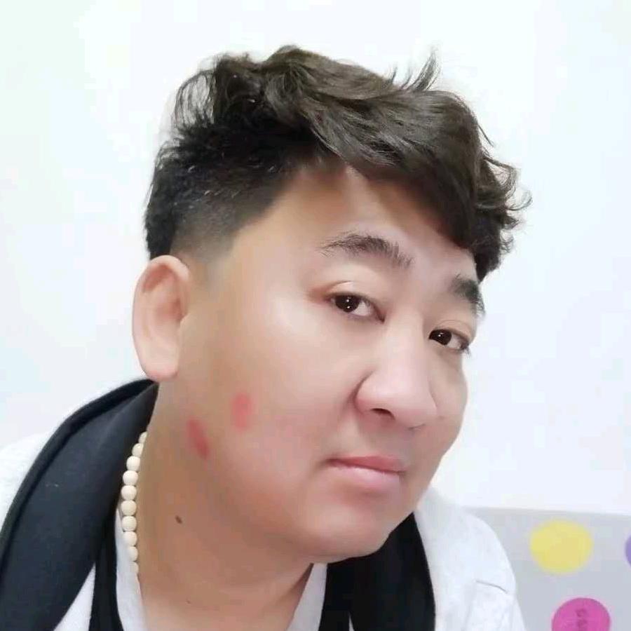 王先生