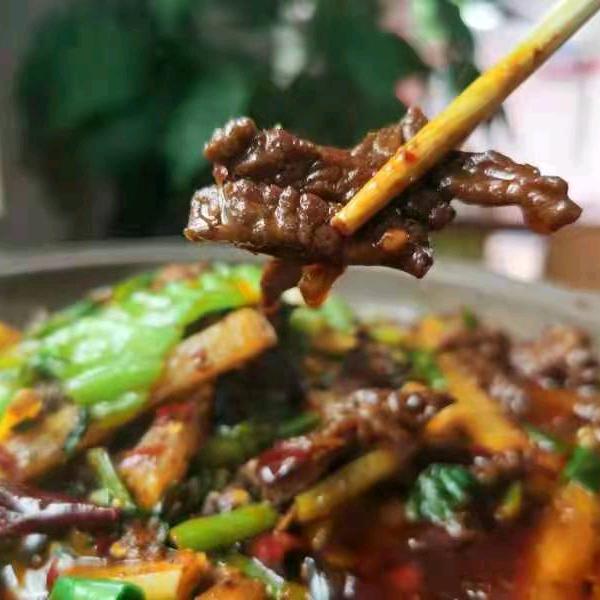 贵阳贵无声干锅牛肉华姐