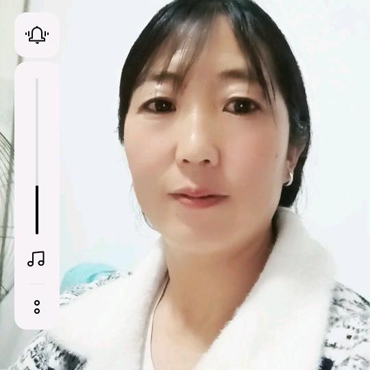 何姐