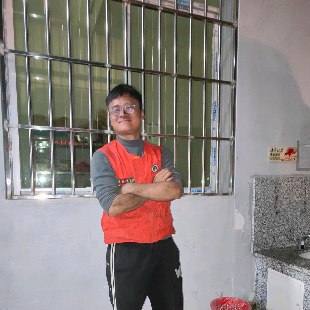 小白哥（吃得快）