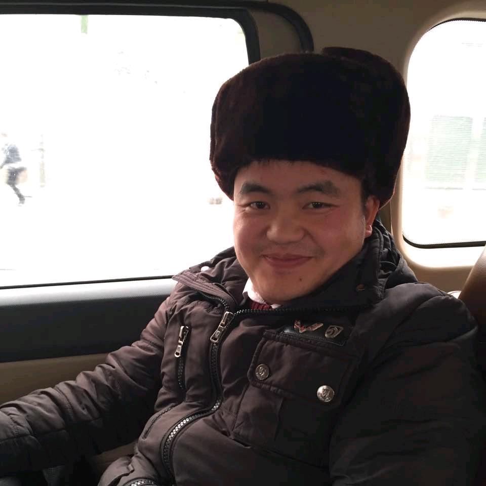 潘建华
