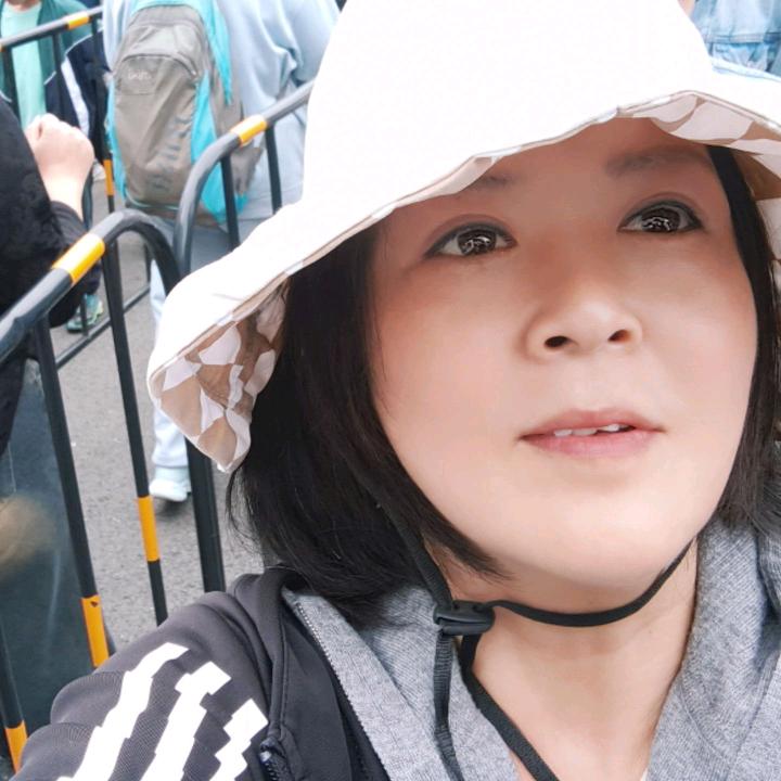 曾凡