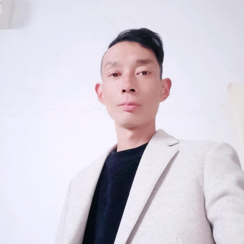 卡车人辉哥