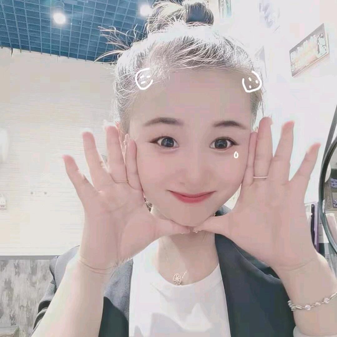 小翟不爱吃香菜🌞