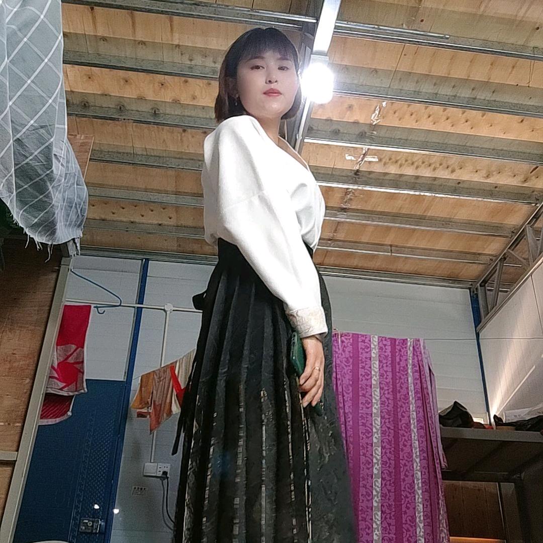 萍水相逢