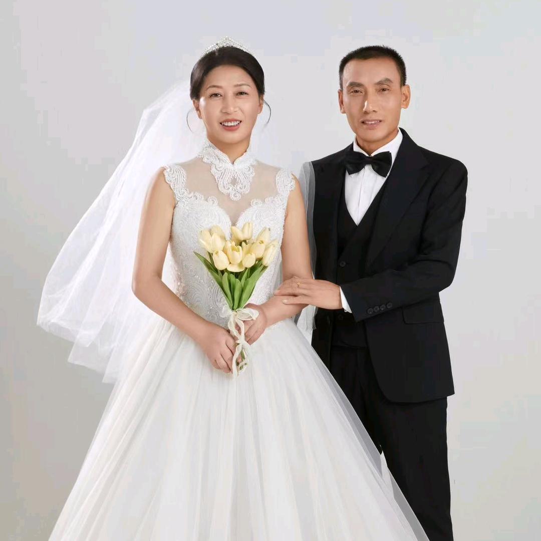 ，罗二毛，((不定吋直播))