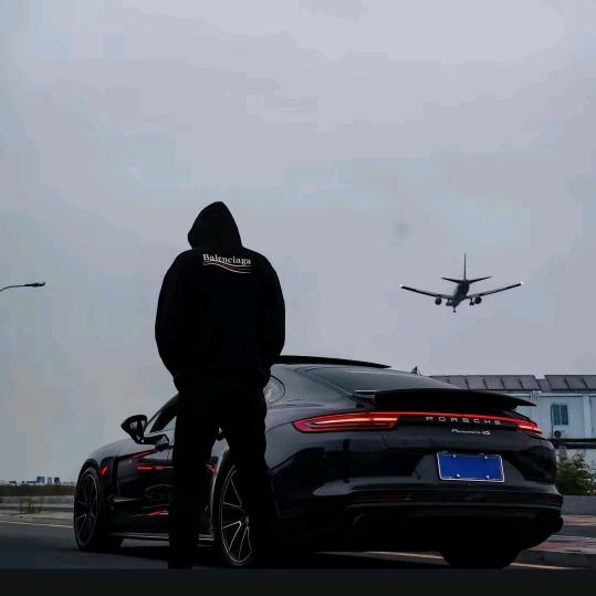 V587.