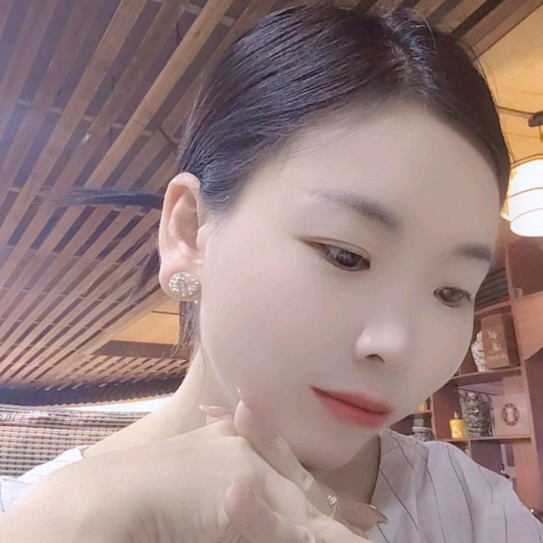 惠惠👰