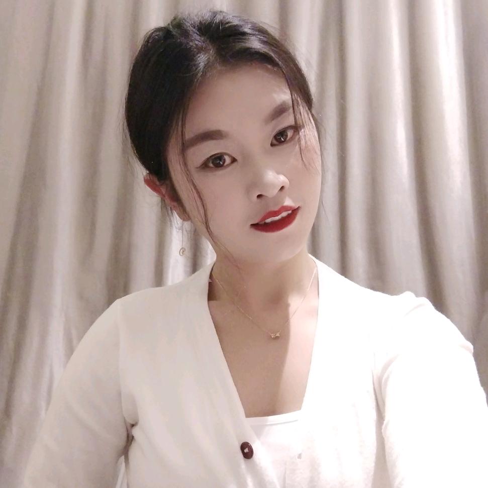 侗族小玉