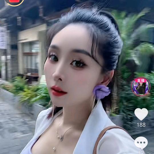 芯芯妹妹的保护伞