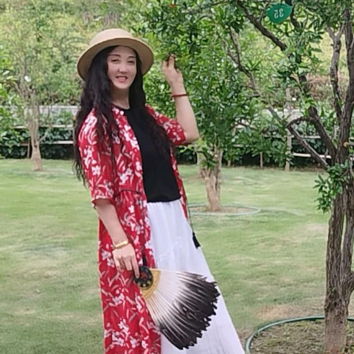 谭娥本色布依恩施五店