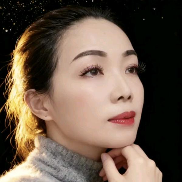 （~●—●)琳儿