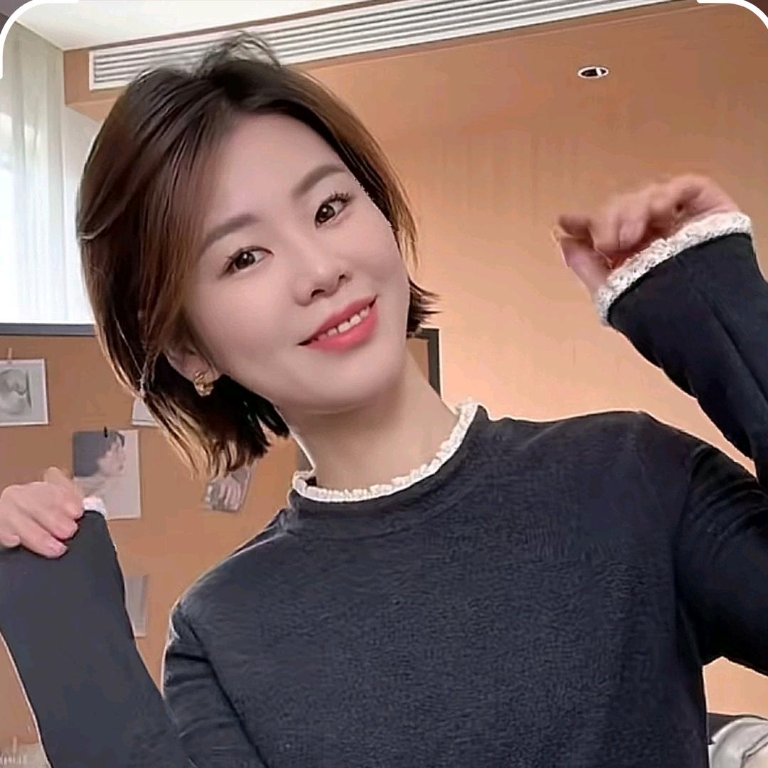 米可妈咪✨分享穿搭