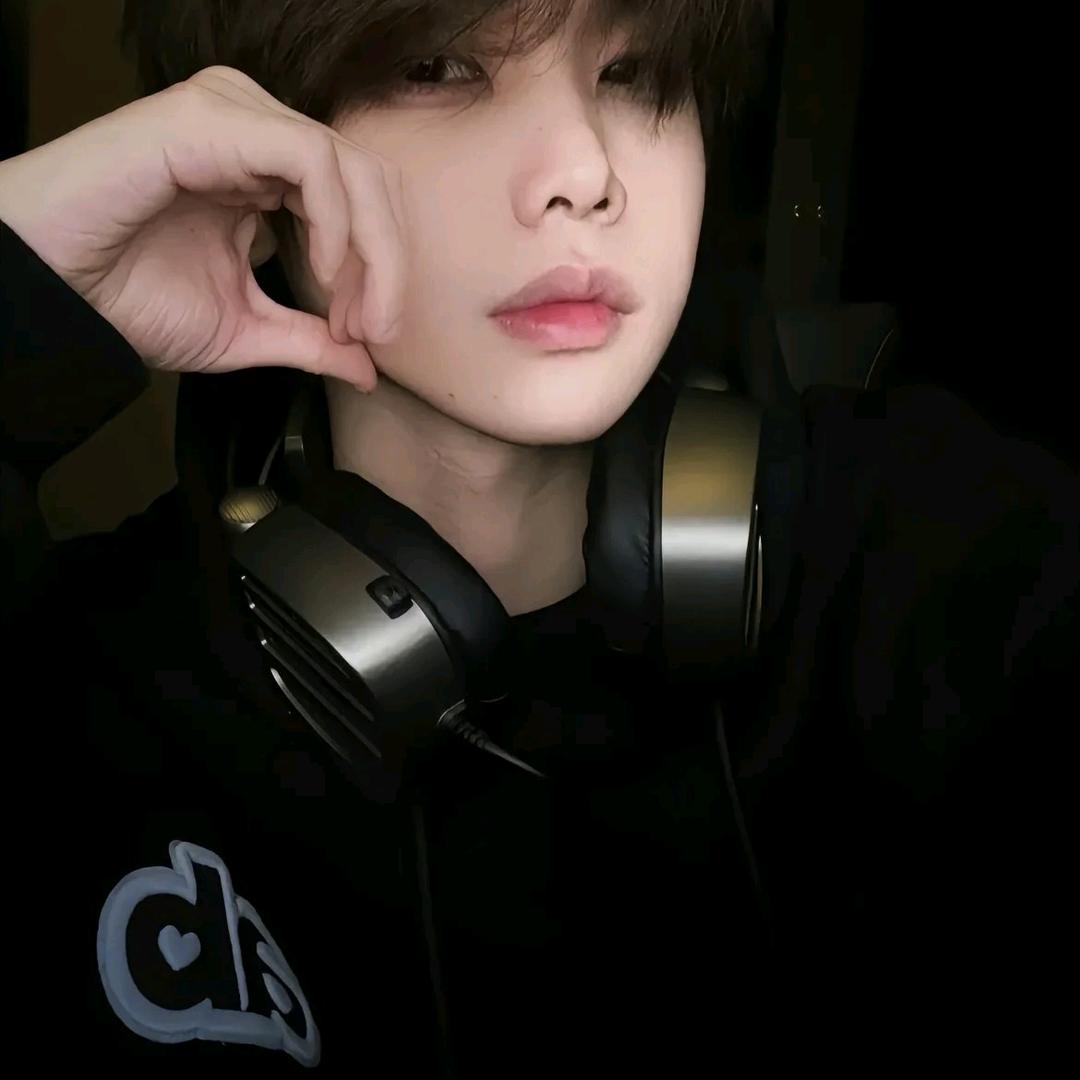 睡不着的泡泡糖：💤