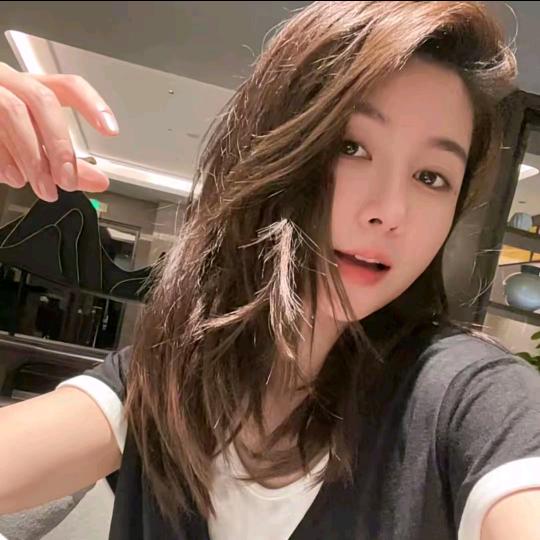 月月不吃鱼女装精品