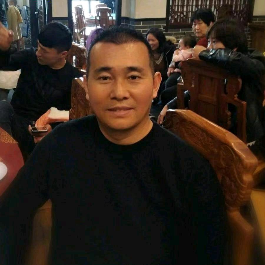座㤑名