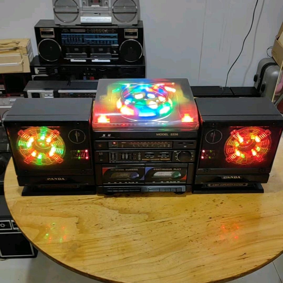 A元宵老式收录机
