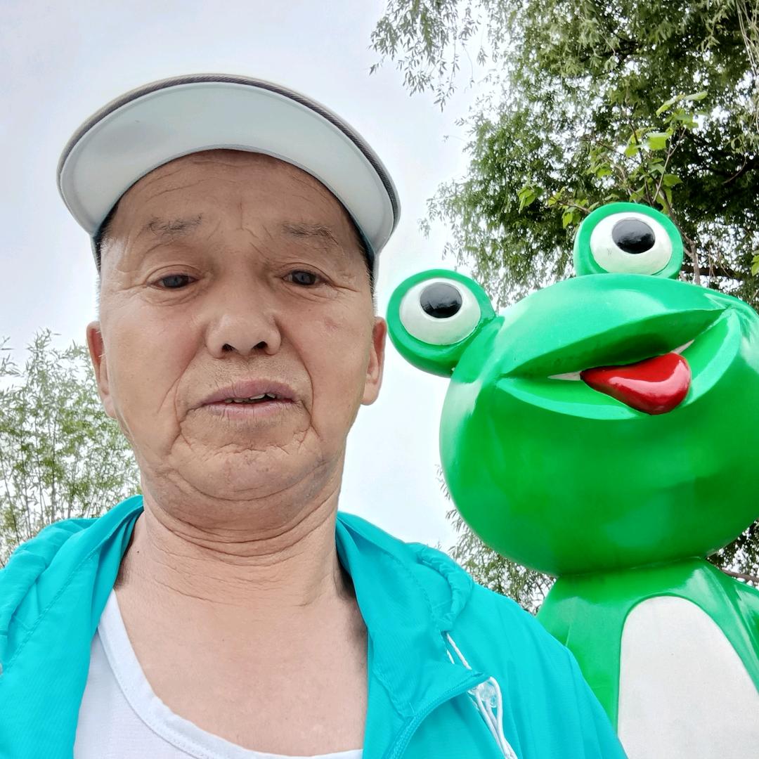 快乐的小老头