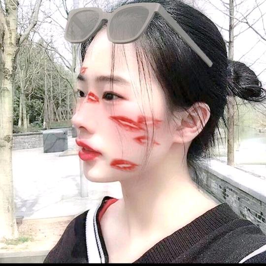 👩潇潇
