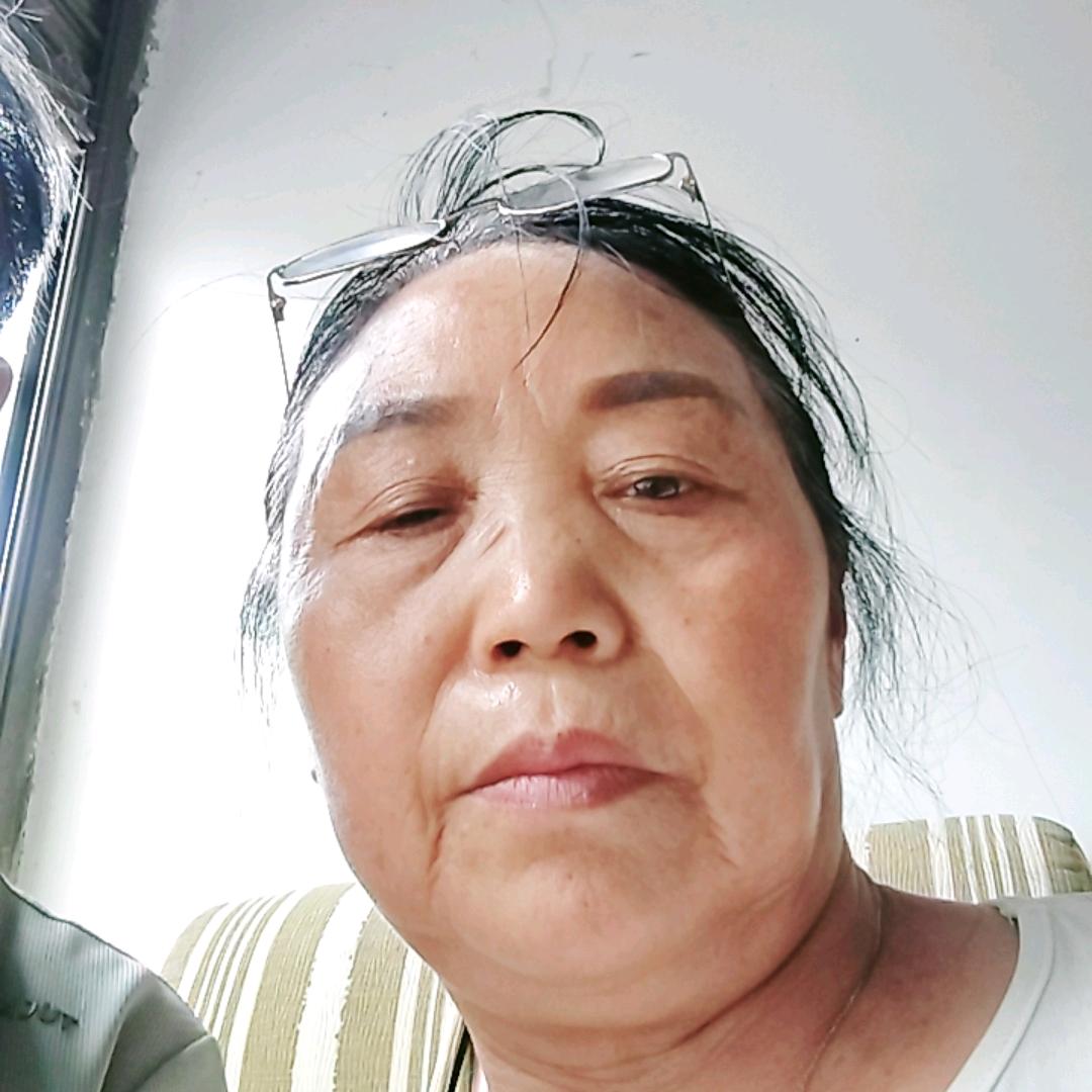 杨芸