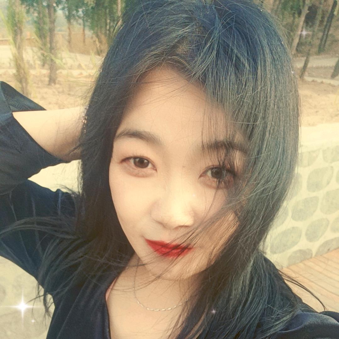 ♥(｡￫小样v￩｡)♥